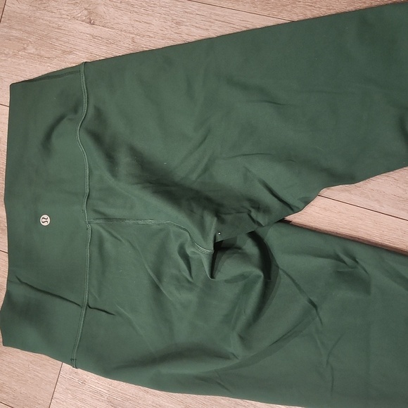 Lululemon Green High-Waisted Leggings - Picture 3 of 5